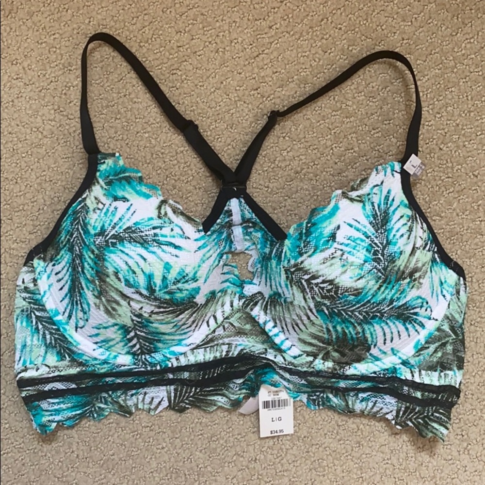 Victoria’s Secret PINK. Racer back bra:Size LARGE.